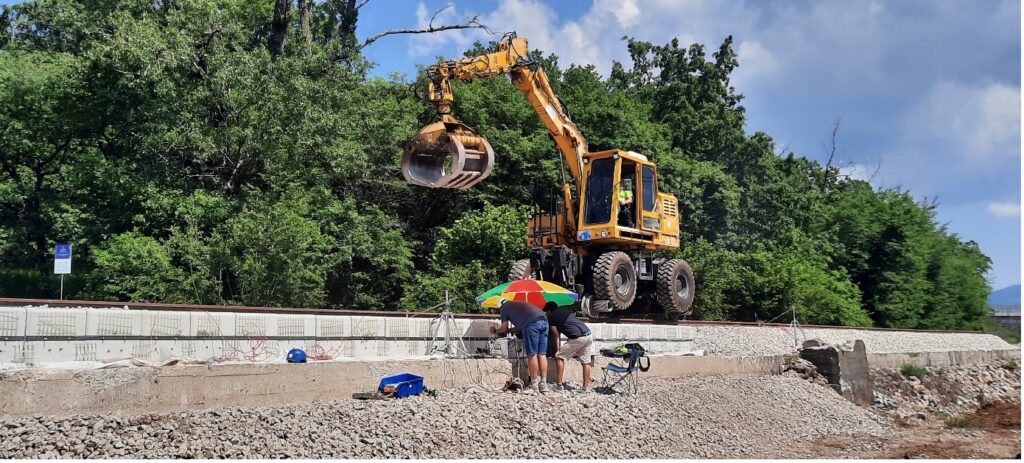 Excavator during monitoring