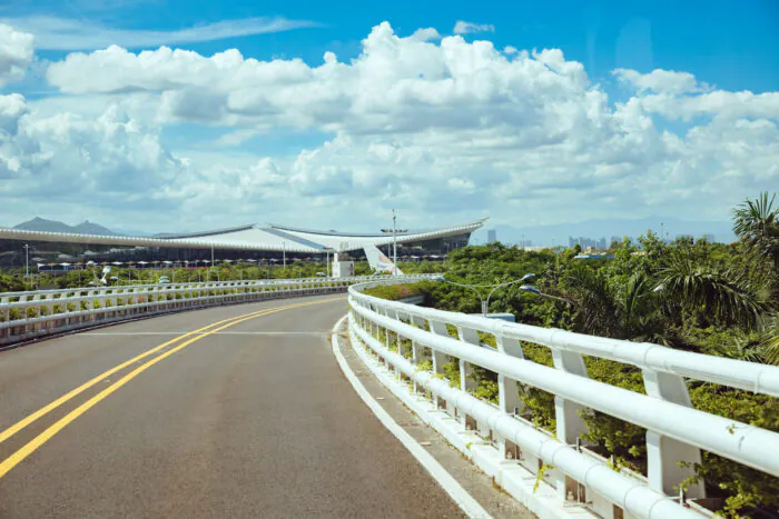 Solar guardrails: Turning thousands of roads into energy sources